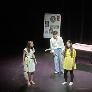 Qui a tué Charles Perrault ?